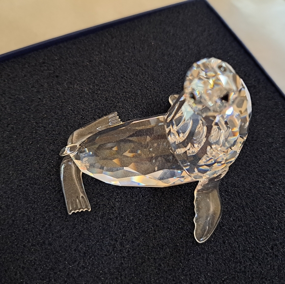 Swarovski crystal mother sea lions 7661 NR 000 007 - Picture 8 of 10